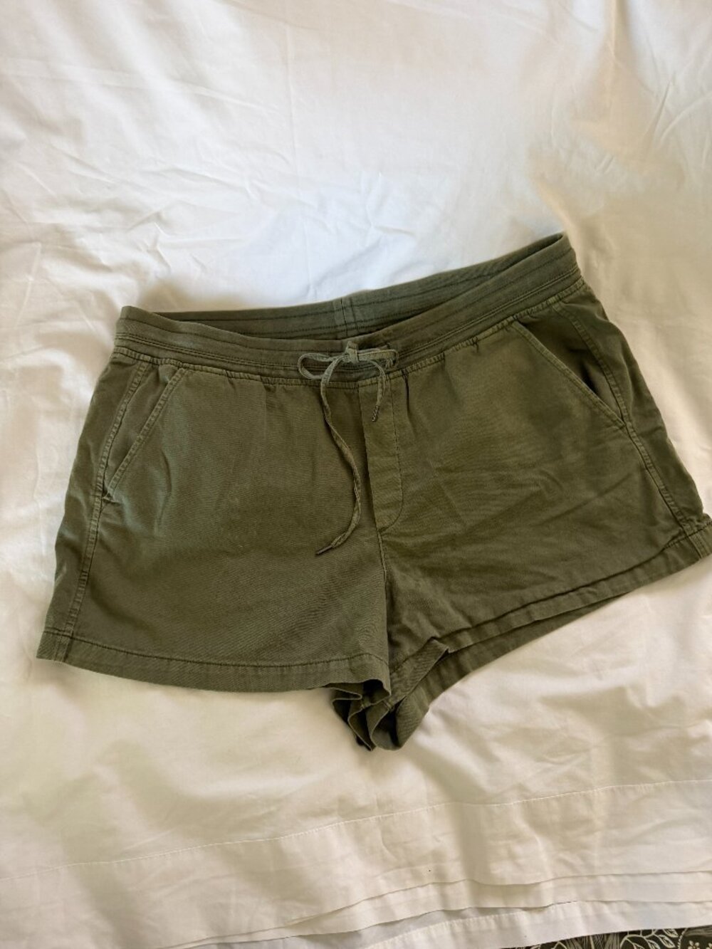 GAP Cotton Shorts - Baggy - XL - Olive Green
